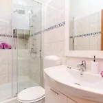 Two-bedroom In Ratac * 오라사크