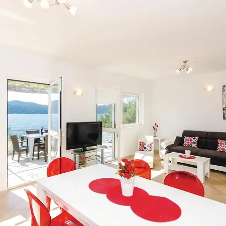 Apartmán Two-bedroom In Ratac Orasac