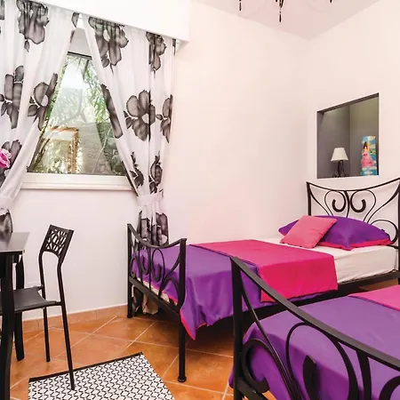 Two-bedroom In Ratac オラサック