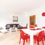 Two-bedroom In Ratac Appartamento