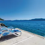 Two-bedroom In Ratac *